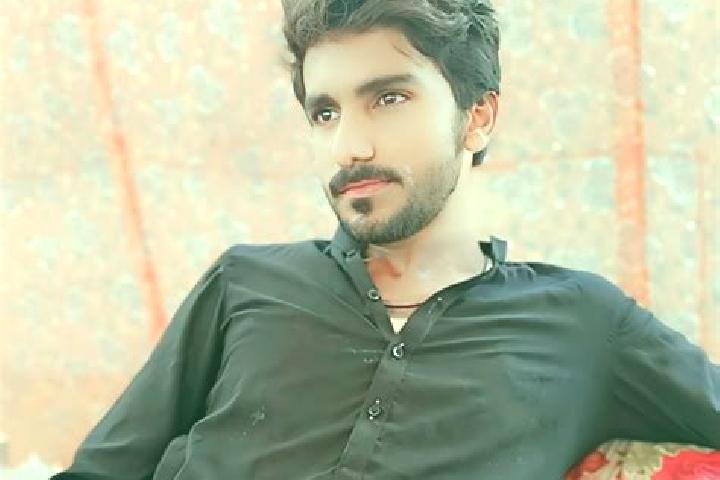 Ruby, 25 — Escort in Bela, Pakistan