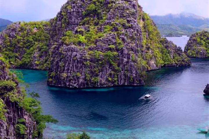 Ruby, 25 — Escort in Gocoton, Philippines