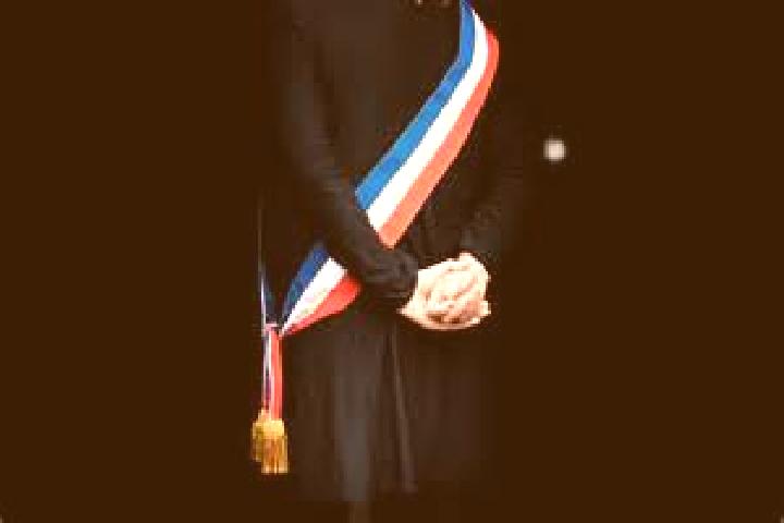 Ruby, 25 — Escort in Nogent-le-Roi, France