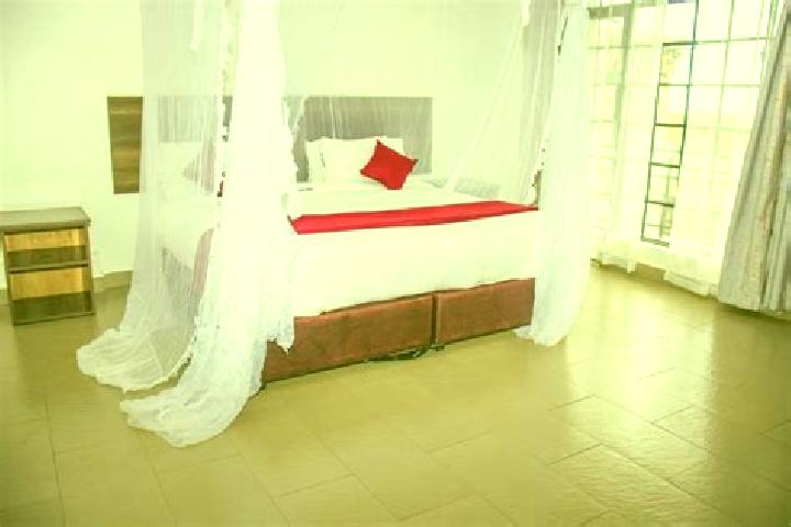 Ruby, 25 — Escort in Tarbaj, Kenya