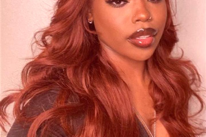 Ruby, 26, a auburn amber-eyed ebony companion based in Governador Mangabeira. Offering Striptease, OWO. Available for incall and outcall, day and evening dates.