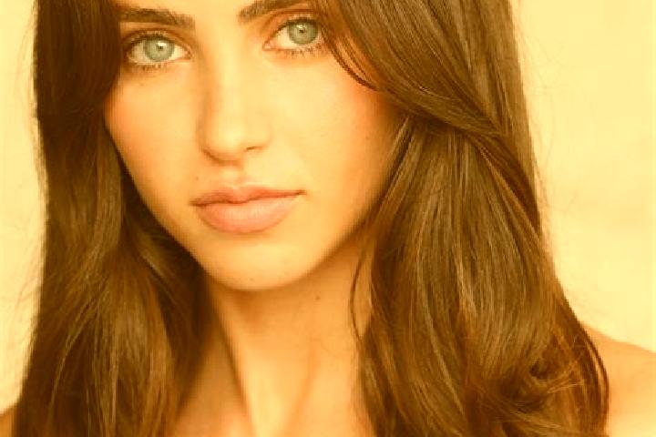 Ruby, 26, a brunette brown-eyed latina companion based in Lauvsnes. Offering BDSM, Duos, Girlfriend Experience. Available for incall and outcall, overnight b...