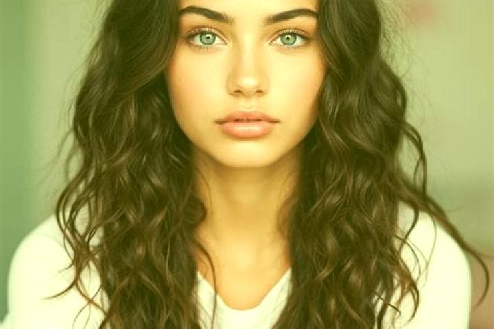 Ruby, 26, a brunette green-eyed mediterranean companion based in Monsoreto. Offering Massage, Girlfriend Experience, CIM. Available for incall and outcall, d...