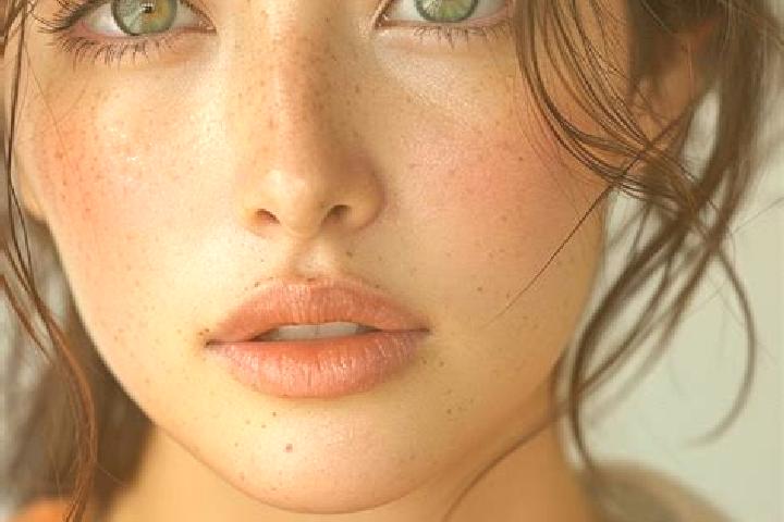Ruby, 26, a red grey-eyed asian companion based in Rovisce. Offering CIM, Couples, GFE. Available for incall and outcall, overnight bookings available.