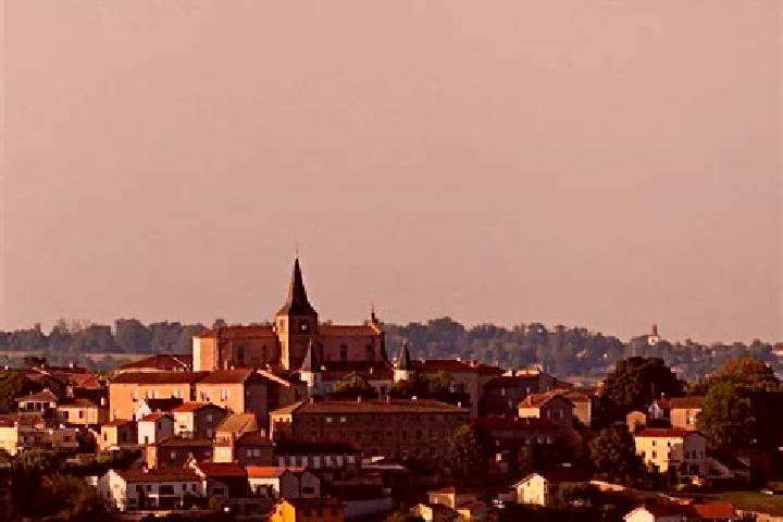 Ruby, 26 — Escort in Lay, France