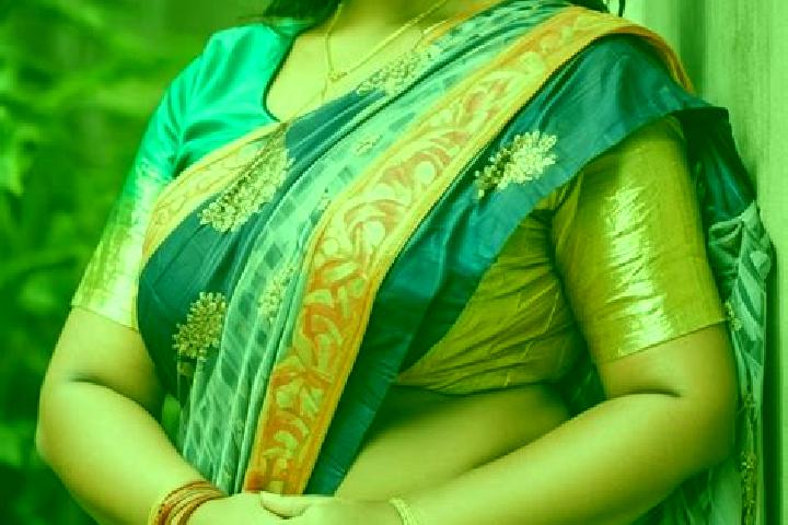 Ruby, 26 — Escort in Saria, India