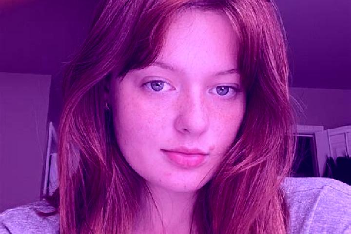 Ruby, 27, a auburn brown-eyed caucasian companion based in Darchula. Offering 69, Massage, Duos, Deep French Kissing. Available for incall and outcall, overn...