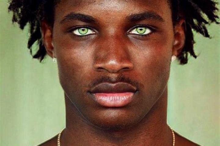 Ruby, 27, a black green-eyed ebony companion based in Pirita. Offering Roleplay, Travel Companion. Available for incall and outcall, day and evening dates.