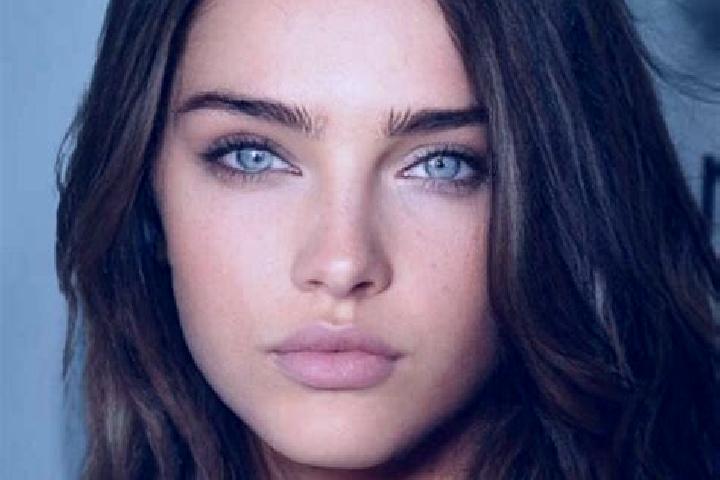 Ruby, 27, a brunette blue-eyed middle eastern companion based in Vecumnieki. Offering 69, Massage, Prostate Massage, Duos. Available for incall and outcall, ...