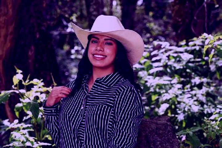 Ruby, 27 — Escort in Canindo y Pedregal, Mexico
