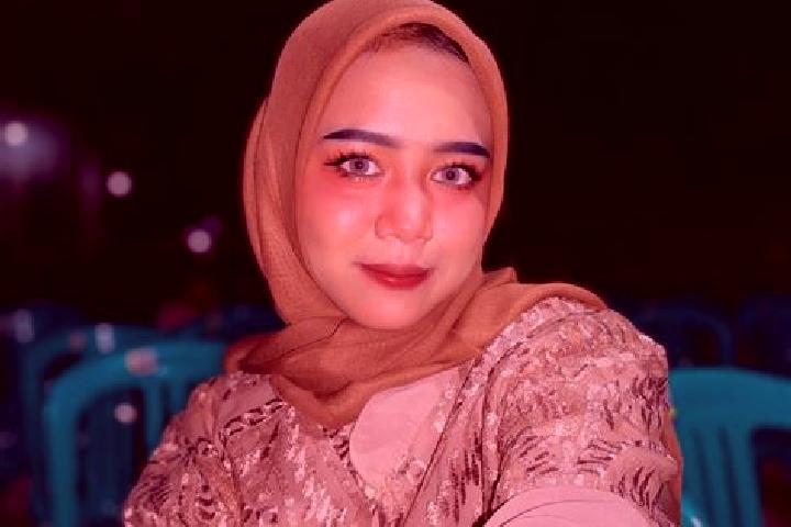 Ruby, 27 — Escort in Nangah Pinoh, Indonesia