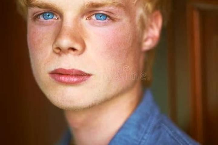 Ruby, 28, a blonde blue-eyed indian companion based in El Remance. Offering Tantra, Domination, Roleplay, Couples. Available for incall and outcall, overnigh...