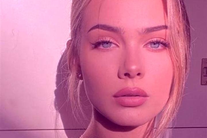 Ruby, 28, a blonde grey-eyed european companion based in San Antonio de la Garza. Offering Fetish, CIM, 69, GFE. Available for incall and outcall, day and ev...