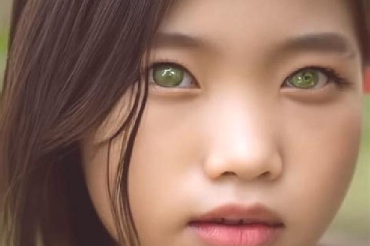 Ruby, 28, a brunette green-eyed asian companion based in Valbone. Offering Tantra, Fetish, GFE. Available for incall and outcall, day and evening dates.