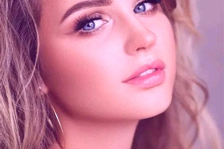 Ruby, 28, a dark blonde blue-eyed caribbean companion based in Tinggarwangi. Offering CIM, Couples, Deep French Kissing, Girlfriend Experience. Available for...