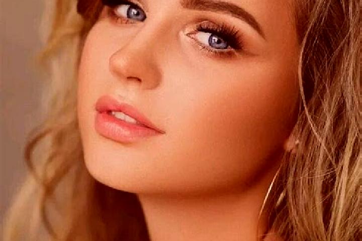 Ruby, 28, a dark blonde blue-eyed ebony companion based in Kromeriz. Offering Girlfriend Experience, GFE, CIM, A-Level. Available for incall and outcall, ove...