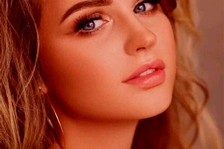 Ruby, 28, a dark blonde blue-eyed mediterranean companion based in Omuta. Offering Overnight, OWO. Available for incall and outcall, overnight bookings avail...