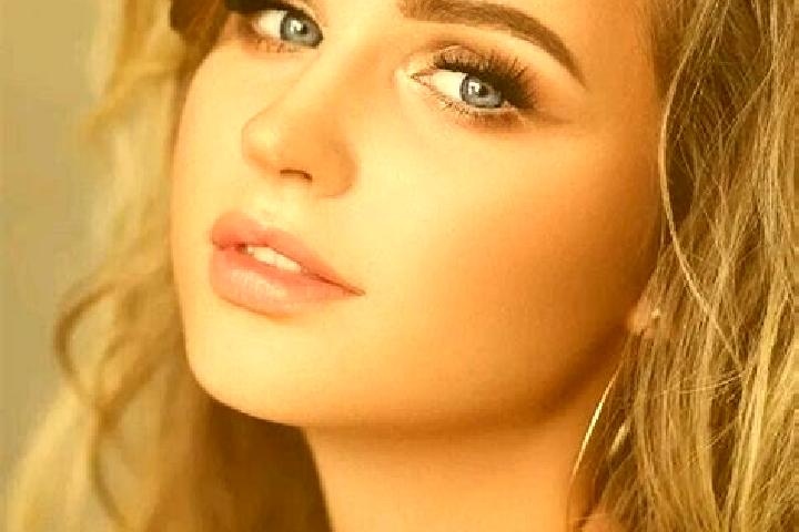 Ruby, 28, a dark blonde blue-eyed mediterranean companion based in Puolivaelinkangas. Offering Erotic Massage, GFE, Girlfriend Experience, CIM. Available for...