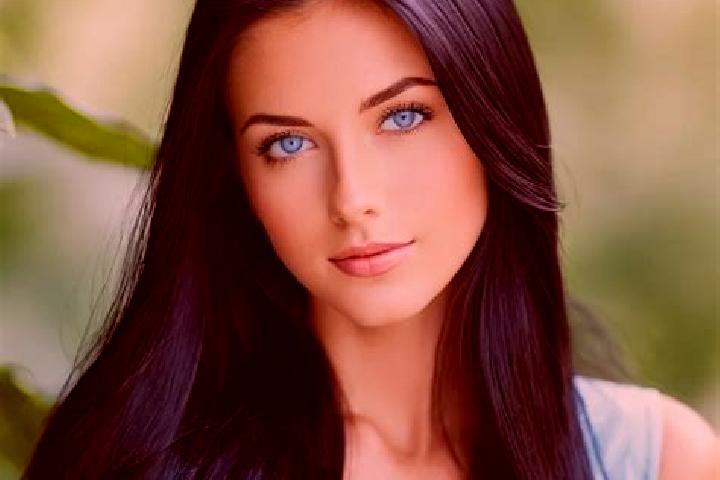 Ruby, 28, a red blue-eyed mediterranean companion based in Rence. Offering Fetish, Striptease, Roleplay, OWO. Available for incall and outcall, day and eveni...