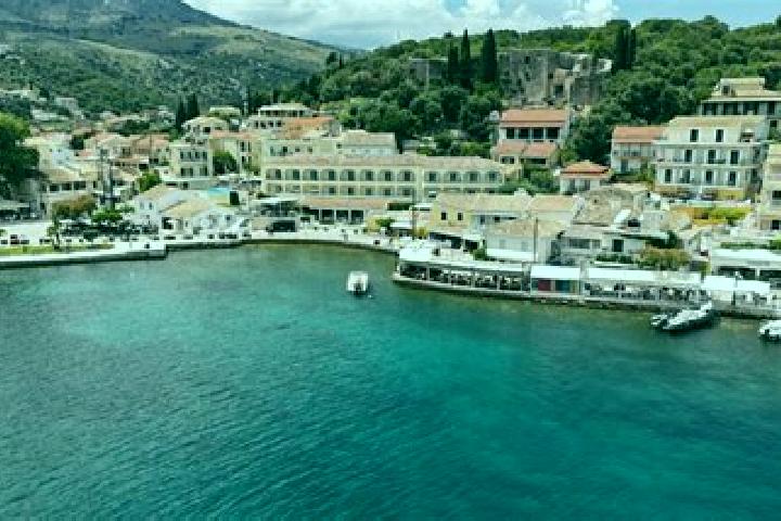 Ruby, 28 — Escort in Almyros, Greece