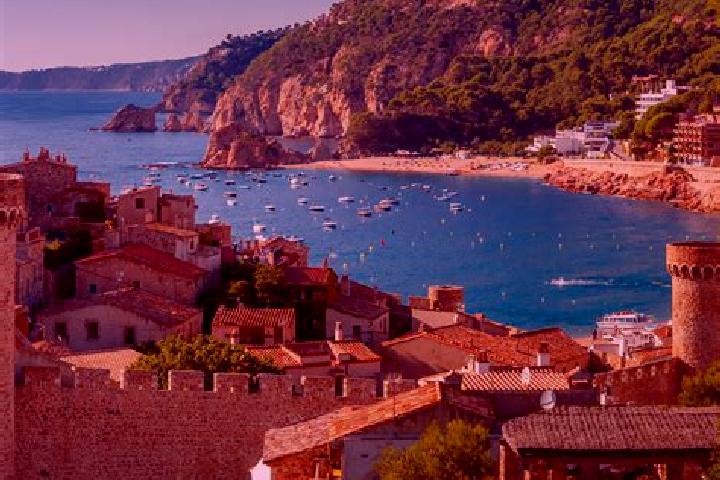 Ruby, 28 — Escort in Darrical, Spain
