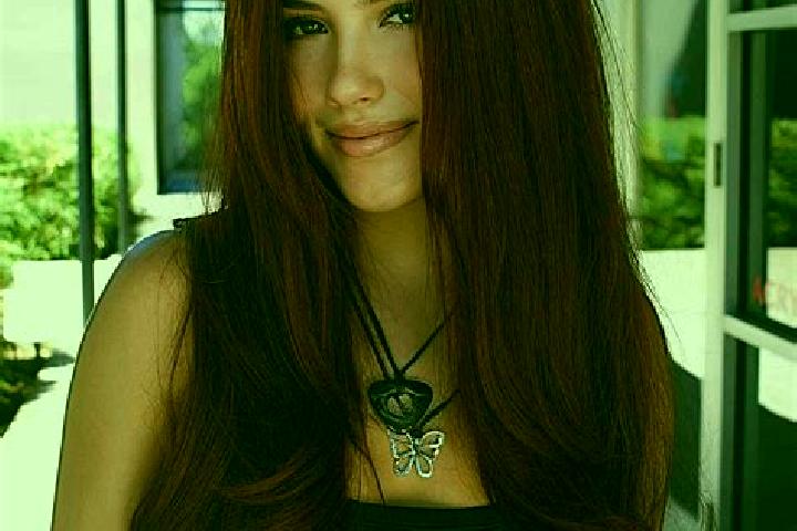 Ruby, 29, a auburn dark-eyed caucasian companion based in Senes de Alcubierre. Offering GFE, 69, Overnight, Tantra, Girlfriend Experience. Available for inca...
