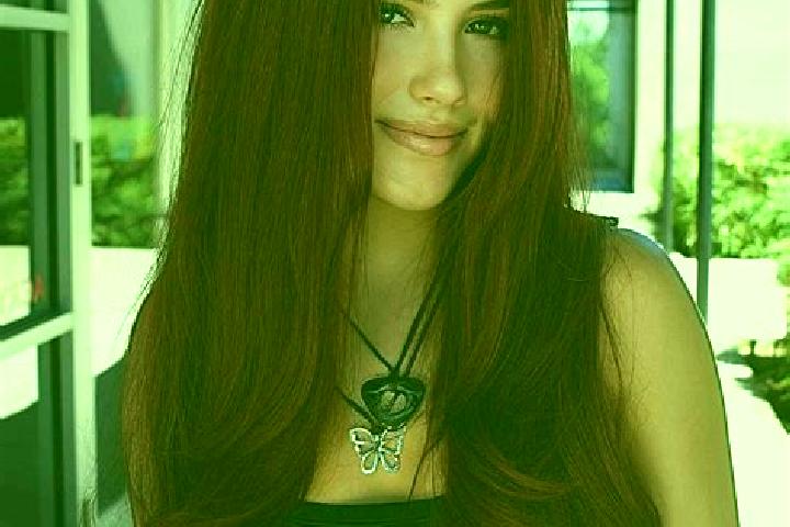 Ruby, 29, a auburn dark-eyed latina companion based in Bineh. Offering Duos, CIM, Striptease, 69, Travel Companion. Available for incall and outcall, overnig...