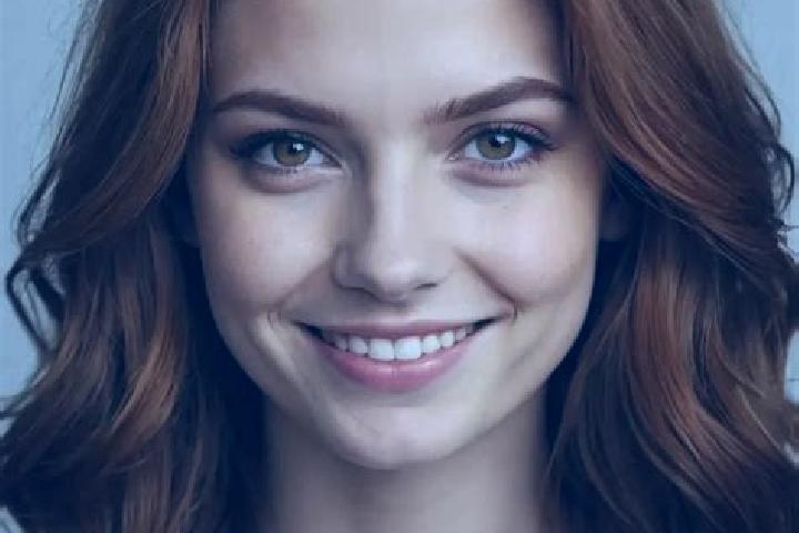 Ruby, 29, a auburn hazel-eyed european companion based in Itanhomi. Offering Erotic Massage, Duos, Massage, Roleplay. Available for incall and outcall, day a...