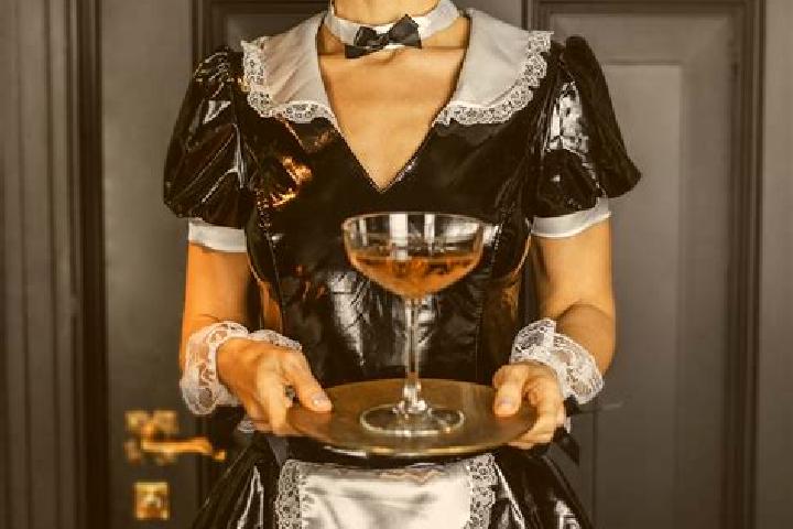 Ruby, 29, a red brown-eyed ebony companion based in Le Val-Saint-Germain. Offering CIM, Domination, Striptease, Travel Companion. Available for incall and ou...