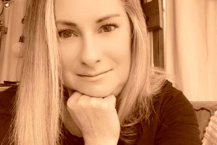 Ruby, 29 — Escort in Kindersley, Canada