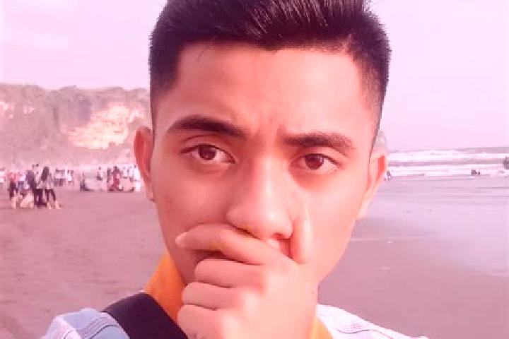 Ruby, 29 — Escort in Sukolilo, Indonesia