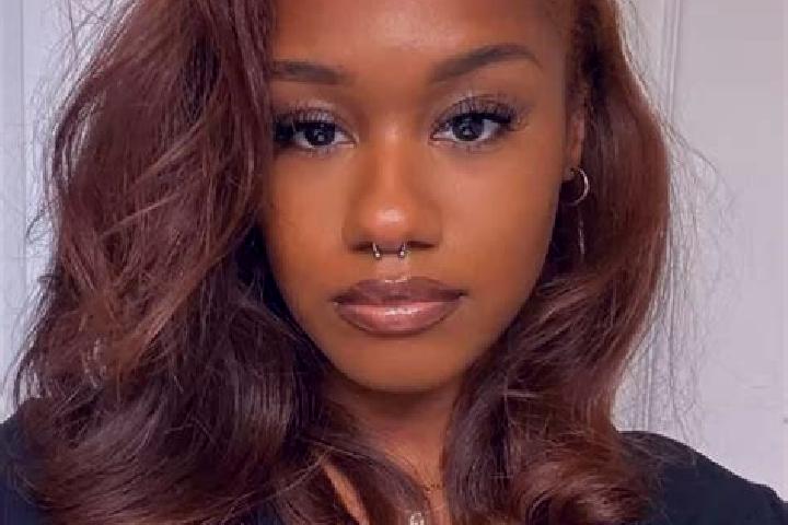 Ruby, 30, a auburn amber-eyed ebony companion based in Ikgomotseng. Offering Overnight, Striptease, Roleplay. Available for incall and outcall, day and eveni...