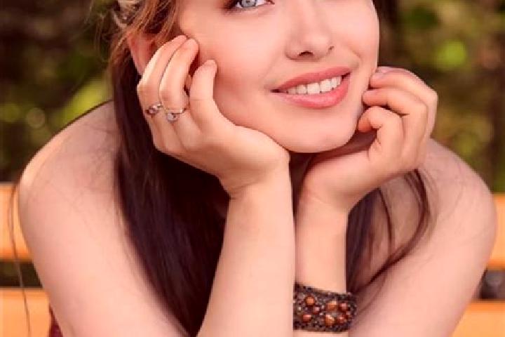 Ruby, 31, a red blue-eyed asian companion based in Polanco. Offering Erotic Massage, GFE. Available for incall and outcall, overnight bookings available.