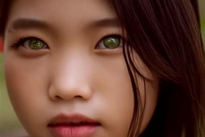 Ruby, 31, a red green-eyed asian companion based in Falconara Marittima. Offering Erotic Massage, Massage, OWO, Domination. Available for incall and outcall,...
