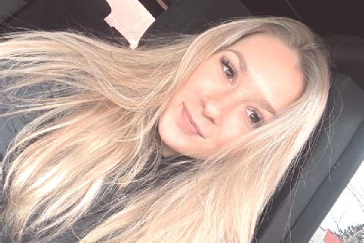 Ruby, 31 — Escort in Chey, France