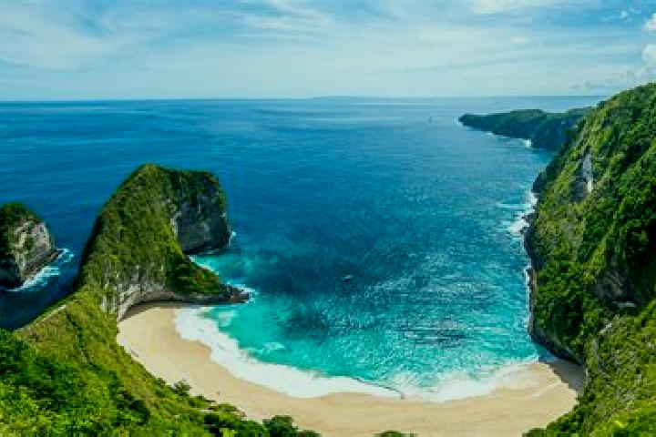 Ruby, 31 — Escort in Malabai, Indonesia