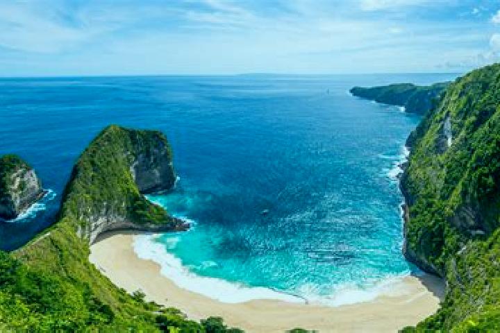 Ruby, 31 — Escort in Wringintelu, Indonesia