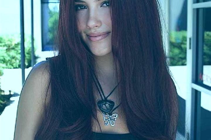 Ruby, 32, a auburn dark-eyed mixed companion based in Sanov. Offering GFE, 69, Party Girl. Available for incall and outcall, overnight bookings available.