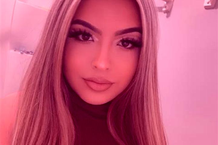 Ruby, 32, a blonde brown-eyed latina companion based in Soro. Offering Travel Companion, GFE, OWO, Striptease, 69. Available for incall and outcall, day and ...