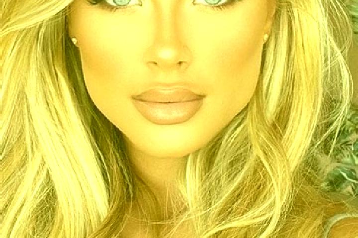 Ruby, 32, a blonde hazel-eyed latina companion based in Jhajha. Offering GFE, Overnight, Domination, Tantra. Available for incall and outcall, overnight book...