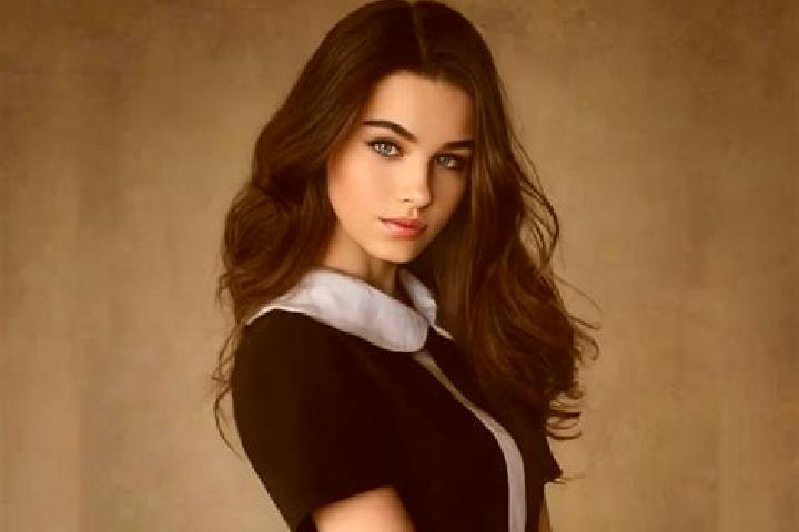 Ruby, 32, a brunette amber-eyed slavic companion based in Sarinasuf. Offering Roleplay, 69, Couples. Available for incall and outcall, day and evening dates.