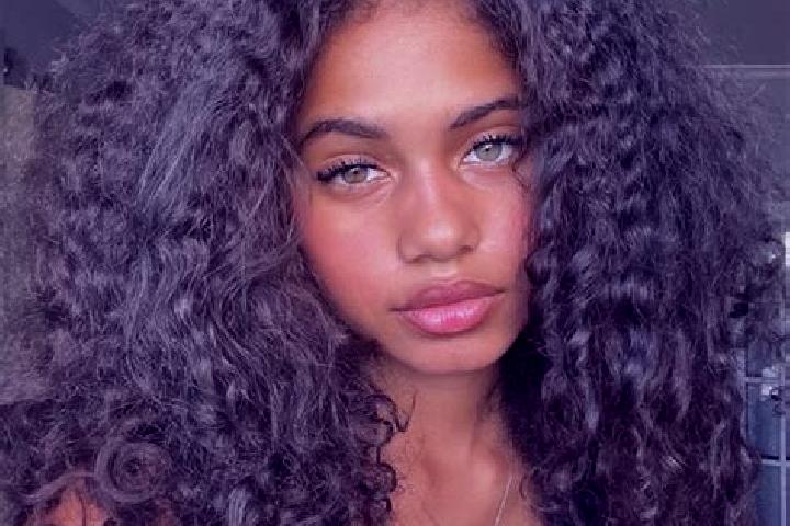 Ruby, 32, a chestnut blue-eyed ebony companion based in Solorzano. Offering Massage, CIM, Tantra, A-Level, BDSM. Available for incall and outcall, overnight ...