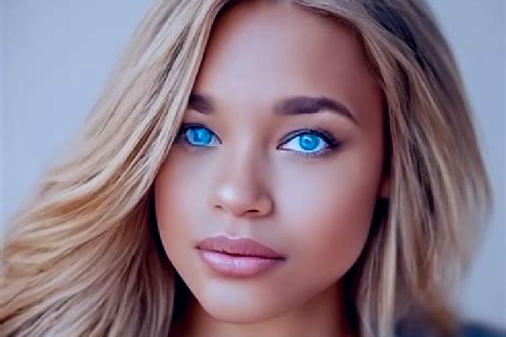 Ruby, 33, a blonde blue-eyed latina companion based in Snainton. Offering CIM, Tantra, Overnight, Erotic Massage. Available for incall and outcall, overnight...