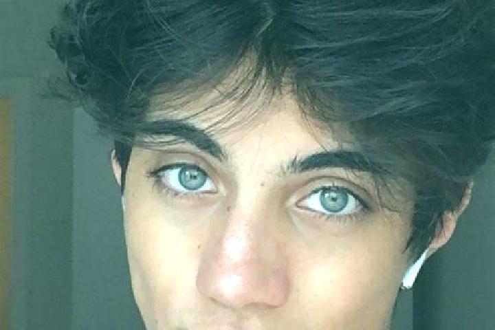 Ruby, 33, a chestnut dark-eyed caucasian companion based in Porto Azzurro. Offering Couples, 69, Domination, Duos, Girlfriend Experience. Available for incal...