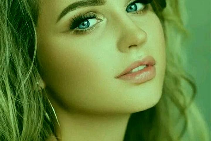 Ruby, 33, a dark blonde blue-eyed mediterranean companion based in Qalansuwa. Offering Prostate Massage, Domination, Overnight, Travel Companion, Tantra. Ava...