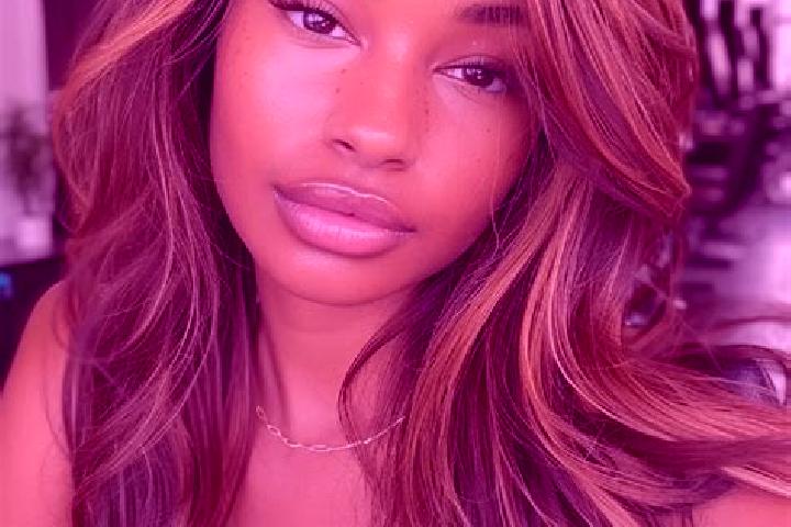Ruby, 33, a dark blonde dark-eyed caribbean companion based in Suhadole. Offering Couples, Girlfriend Experience, Tantra, Party Girl. Available for incall an...
