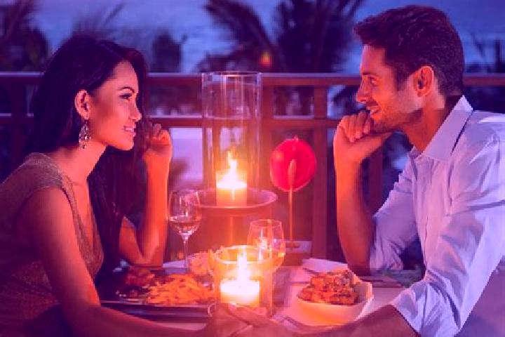 Ruby, 33, a red dark-eyed caucasian companion based in Garrigues-Sainte-Eulalie. Offering Party Girl, Overnight, Girlfriend Experience, Couples, Dinner Date....