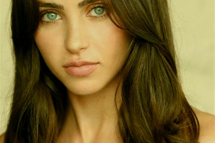 Ruby, 33, a red dark-eyed mixed companion based in Burton. Offering Striptease, 69, Girlfriend Experience. Available for incall and outcall, overnight bookin...