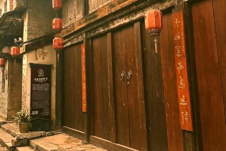 Ruby, 33 — Escort in Jingling, China