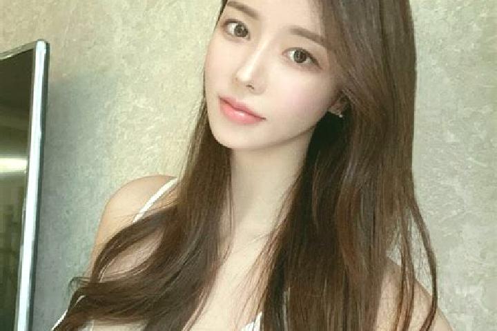 Ruby, 33 — Escort in Kerencun, China